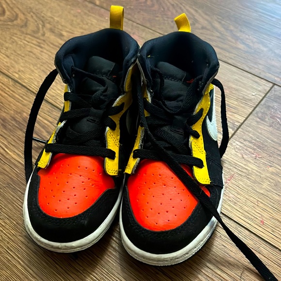 Kids size 10 air jordan 1’s black, orange, yellow and white. - Picture 1 of 1